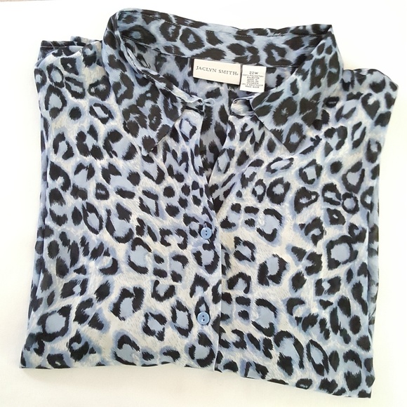 Jaclyn Smith Tops - Jaclyn Smith || Blue Animal Print Button Down Top